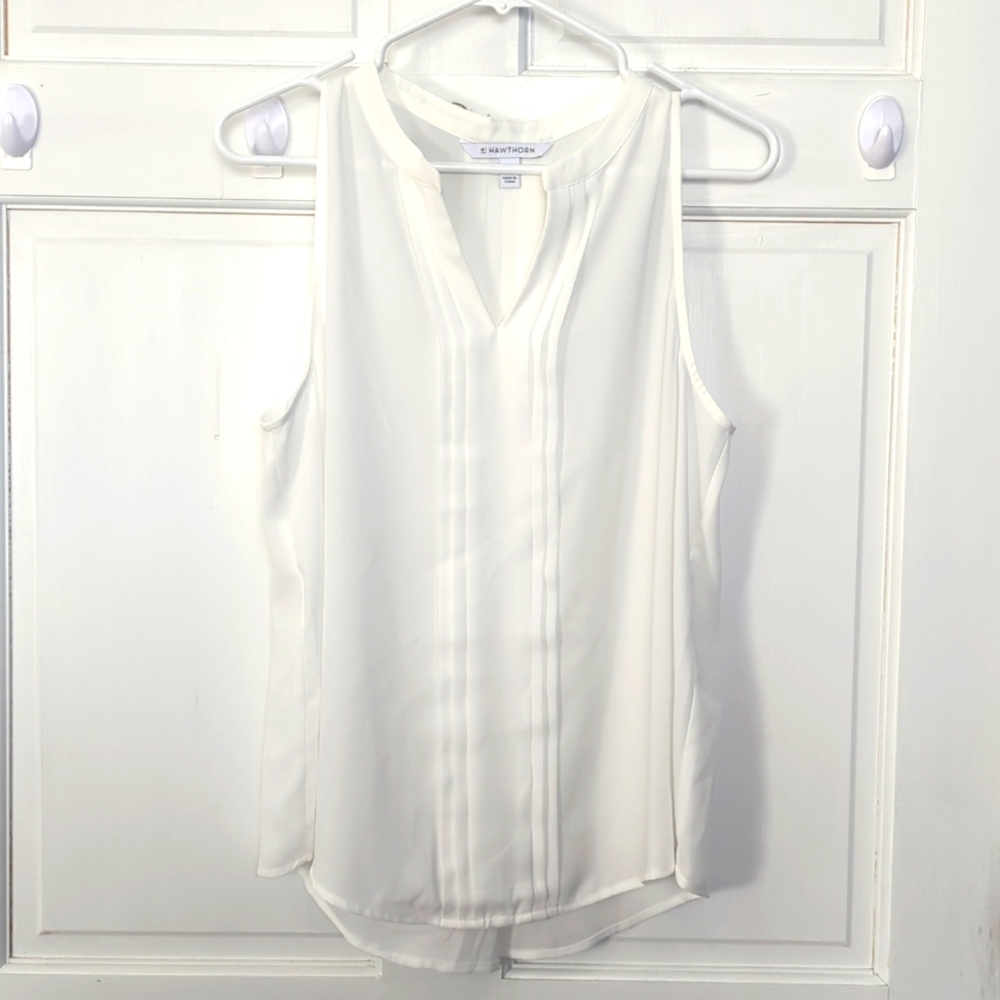 Sleeveless blouse